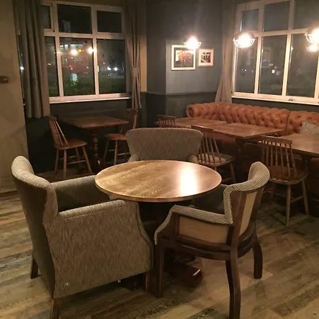 The Crafty Cow 2* Bristol